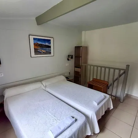 شقة Grand T2 Duplex, Terrasse Et Jardin