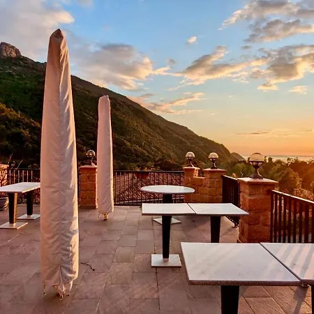 Apartamento Grand T2 Duplex, Terrasse Et Jardin Porto (Corsica)