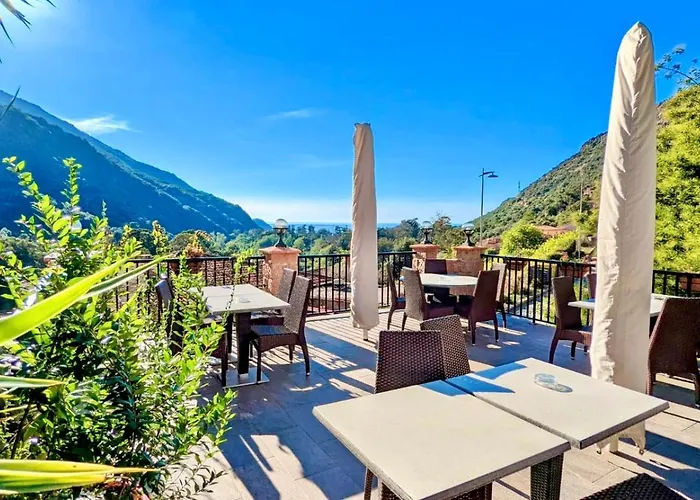 Appartamento Grand T2 Duplex, Terrasse Et Jardin *